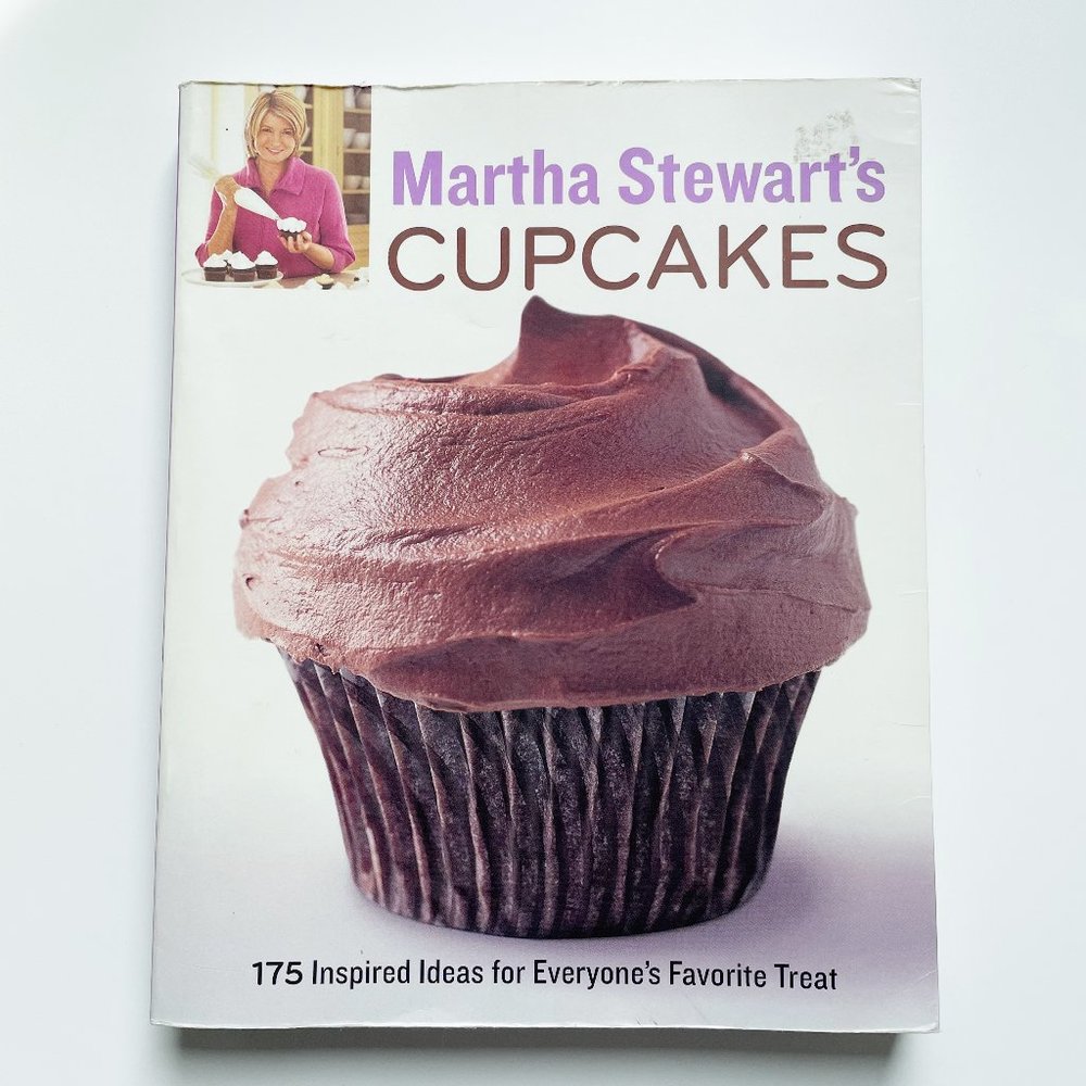 😋3 for $20 All Cookbooks😋Martha Stewart Cupcake Cookbook